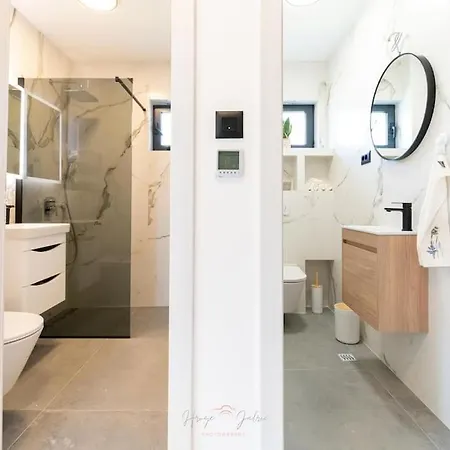 Strelitzia With Jacuzzi * 斯普利特