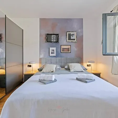 Strelitzia With Jacuzzi Apartment